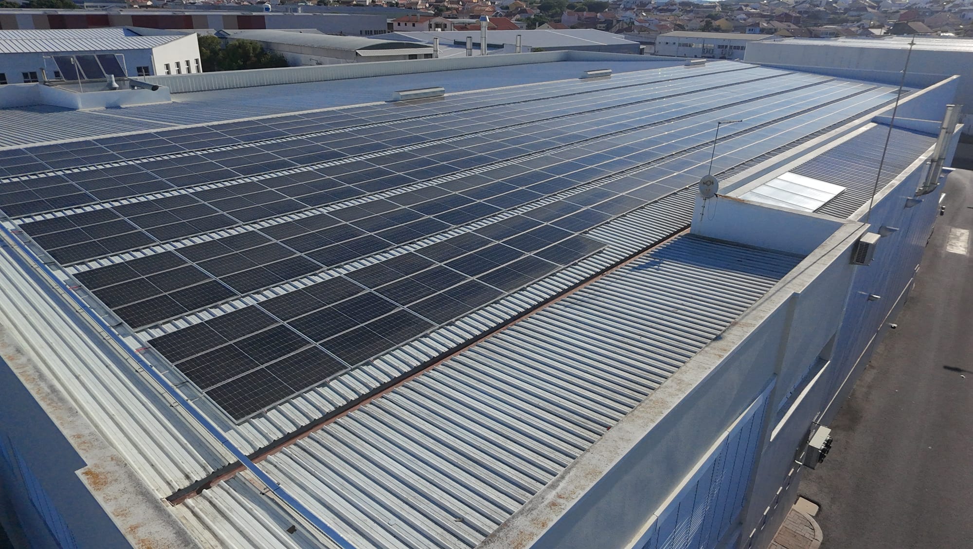 Instalação industrial 120 kWp - Loures